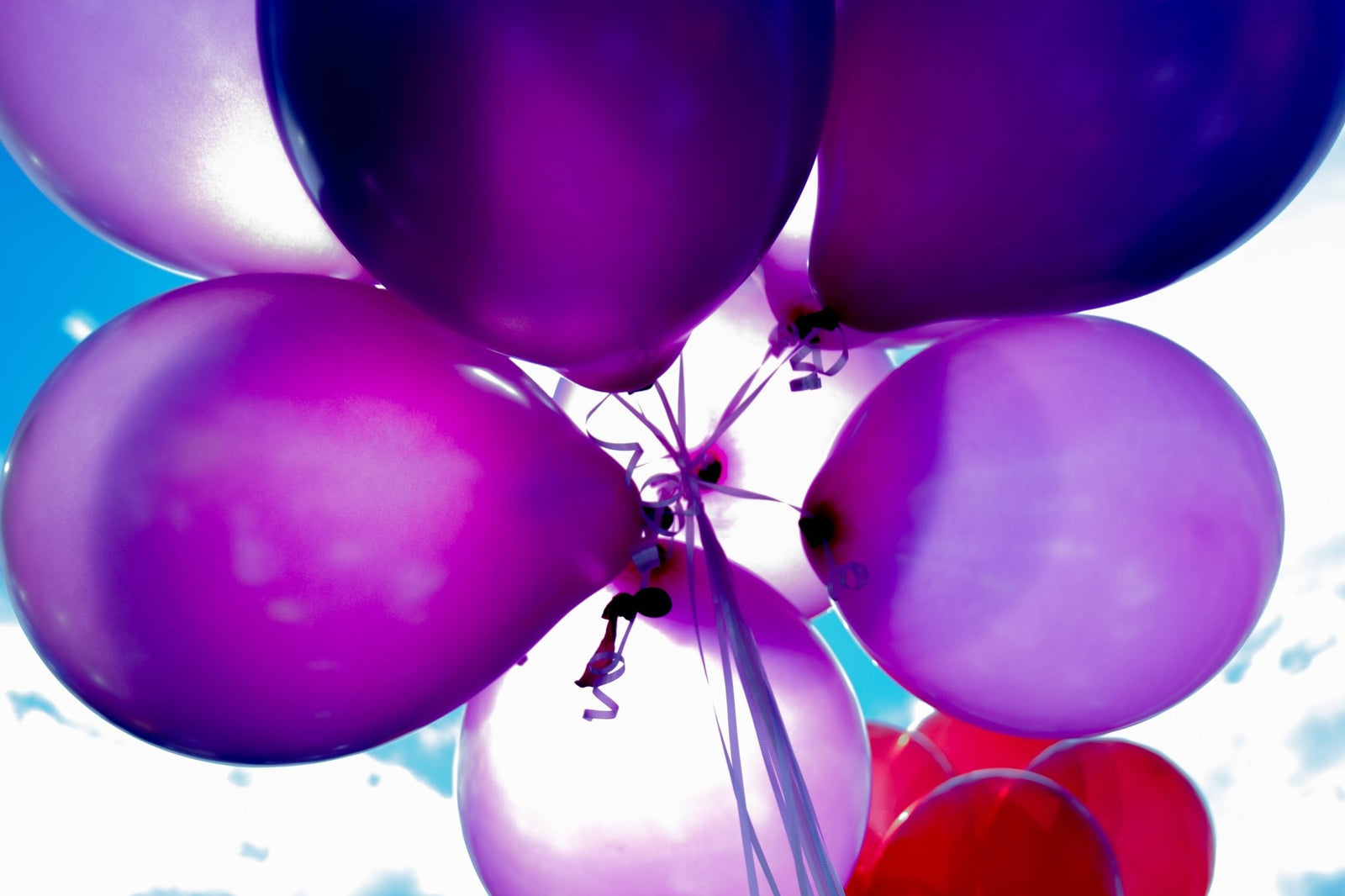 6 Hispanic- Latino Birthday Traditions To Pass Down - Mi LegaSi